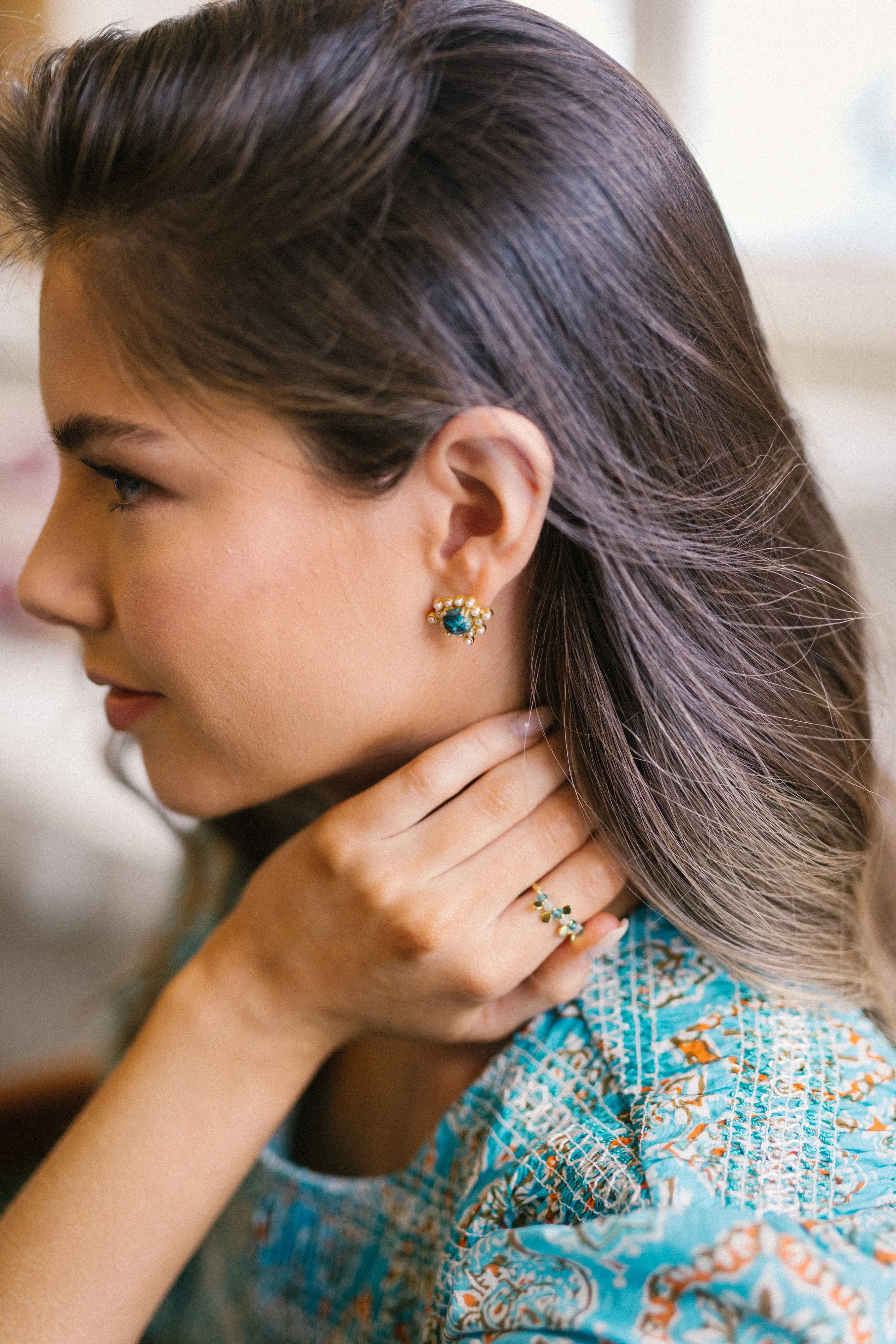 Chrysocolla Cabushion Cushion Pearl Stud Earrings - Gold