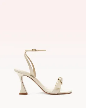 Clarita Bell 85 Dove