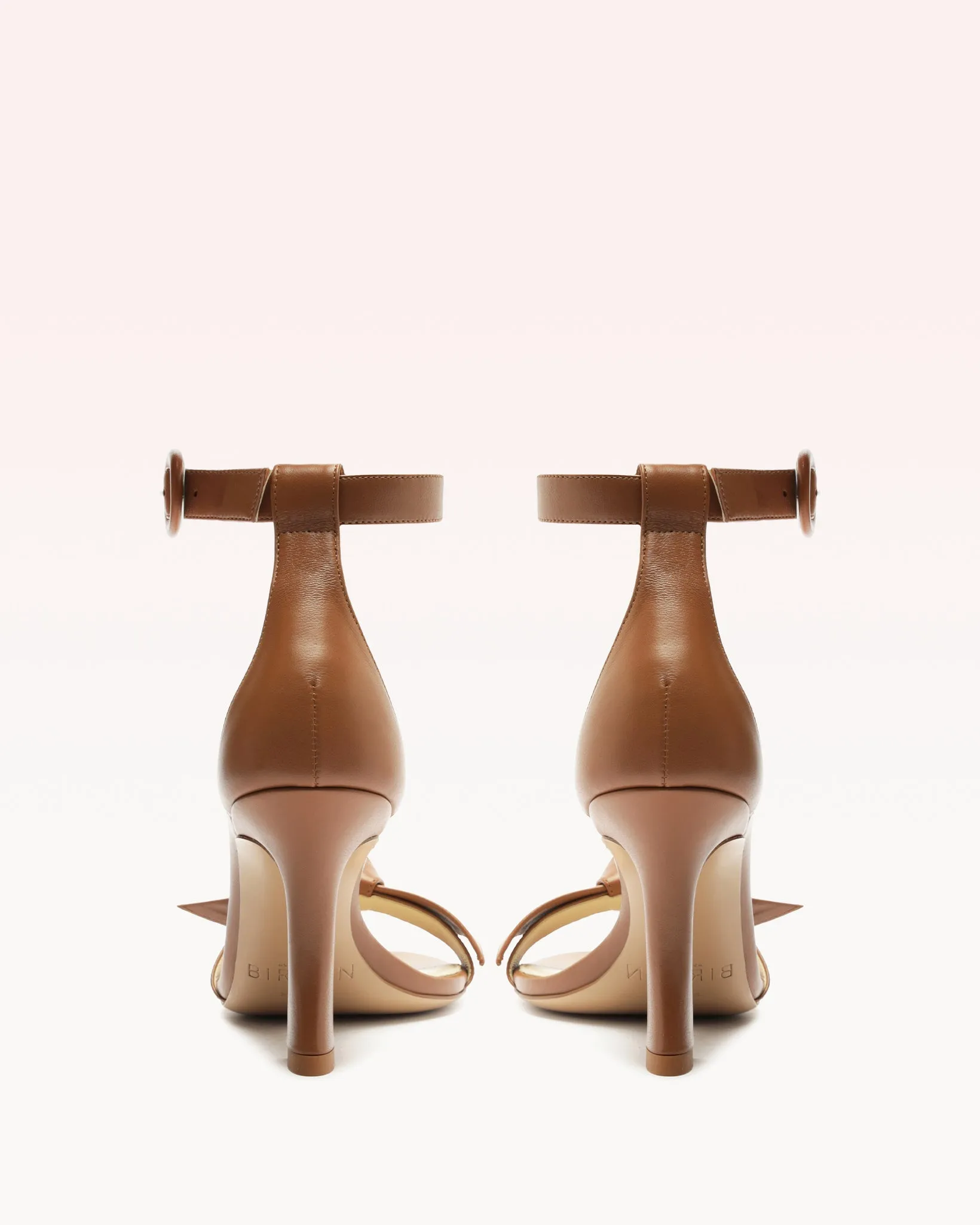 Clarita Buckle 85