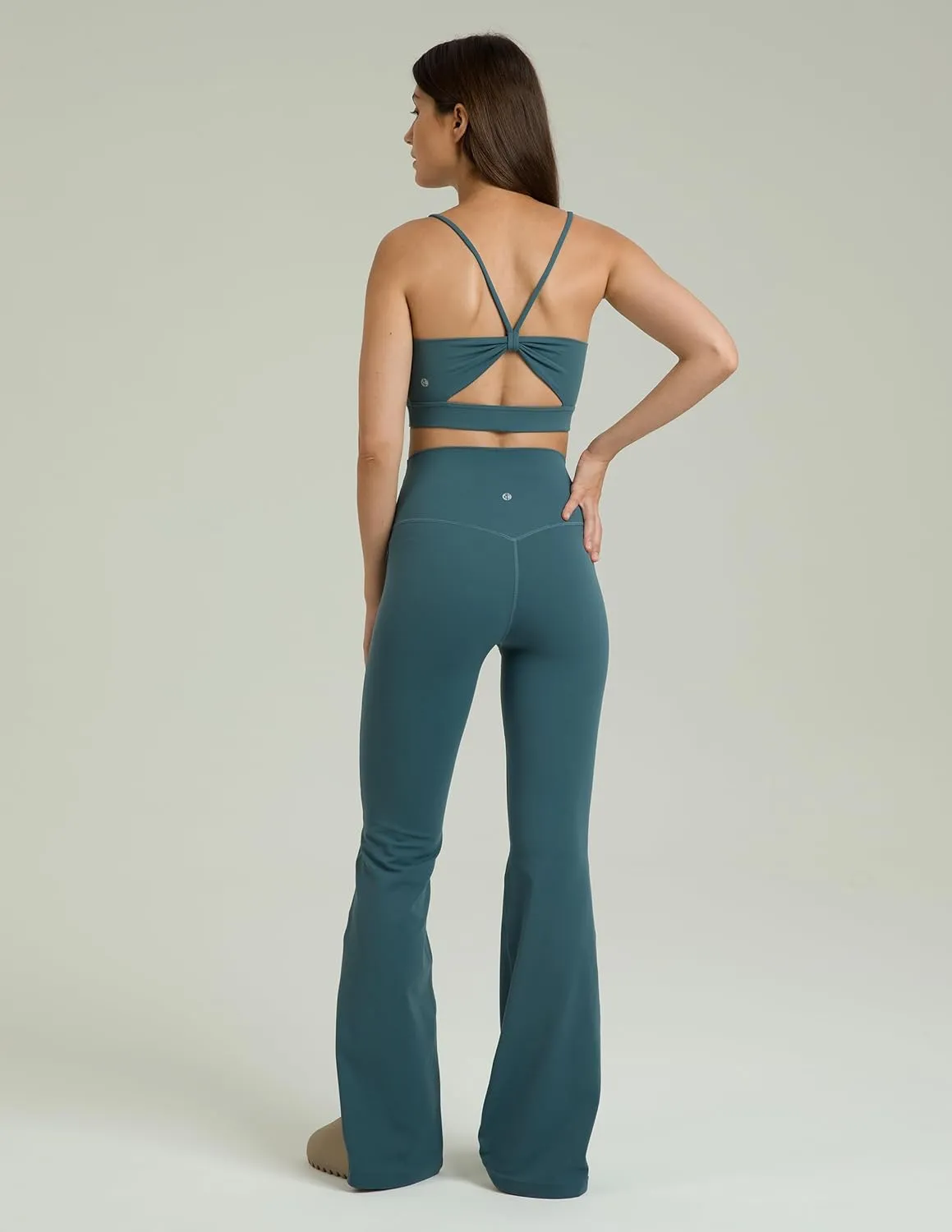Colorfulkoala Women's Dreamlux High Waisted Flared Leggings with Zippered Pockets Wide Leg Yoga Pants 29.5" / 31.5" Inseam