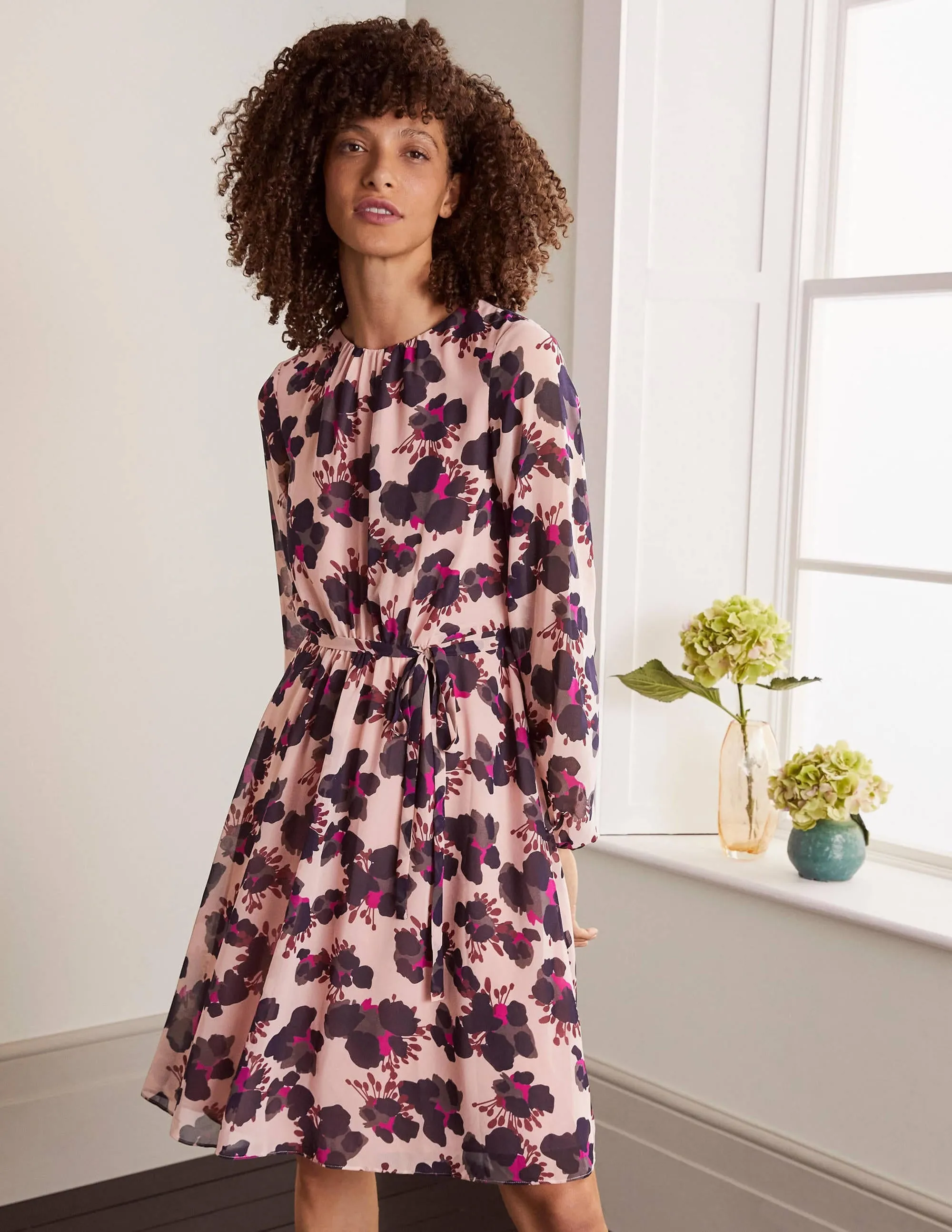 Dorothy Dress-Milkshake, Wild Floret