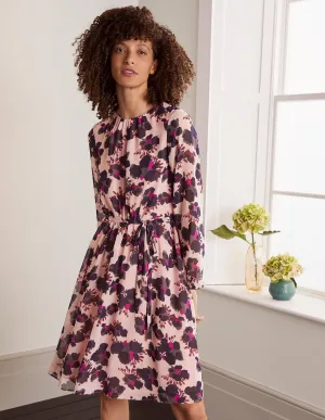 Dorothy Dress-Milkshake, Wild Floret