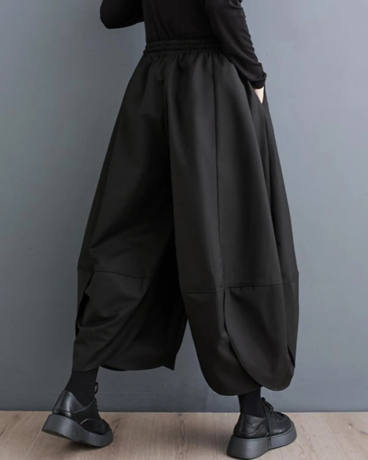 ellazhu Women's Puffy Drawstring Elastic Waist Drop Crotch Hakama Harem Wide Leg Pants GZ81 A