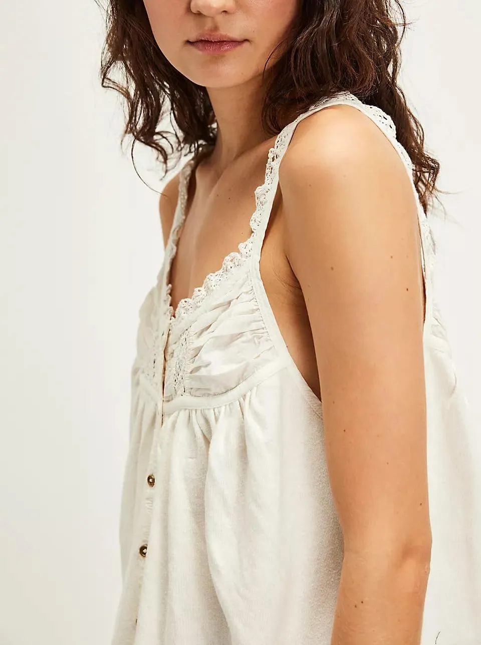 Lace Trim Tie Front Tank Tops for Women Cute Beach Sheer Ruffle Flowy Crop Blouse Boho Button Up Eyelet Cami Shirts